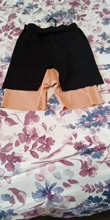 Shorts De Gainage Du Ventre Sans Coutures — photo d'un client 2